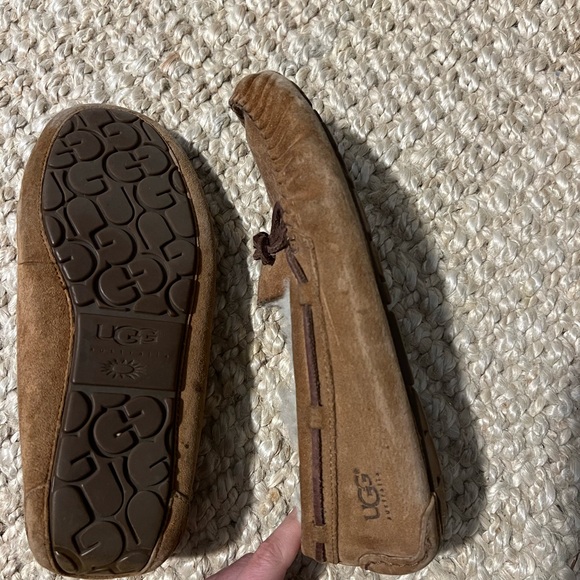 Ugg Chestnut Colored Moccasins Size 8 - Picture 3 of 3